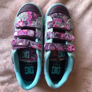Ladies size 7 new DC shoes. Unique and gorgeous colours never been worn